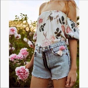 Kimchi Blue Floral off the shoulder top